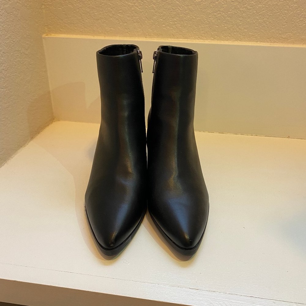 Madden Girl black zip booties in size 10M